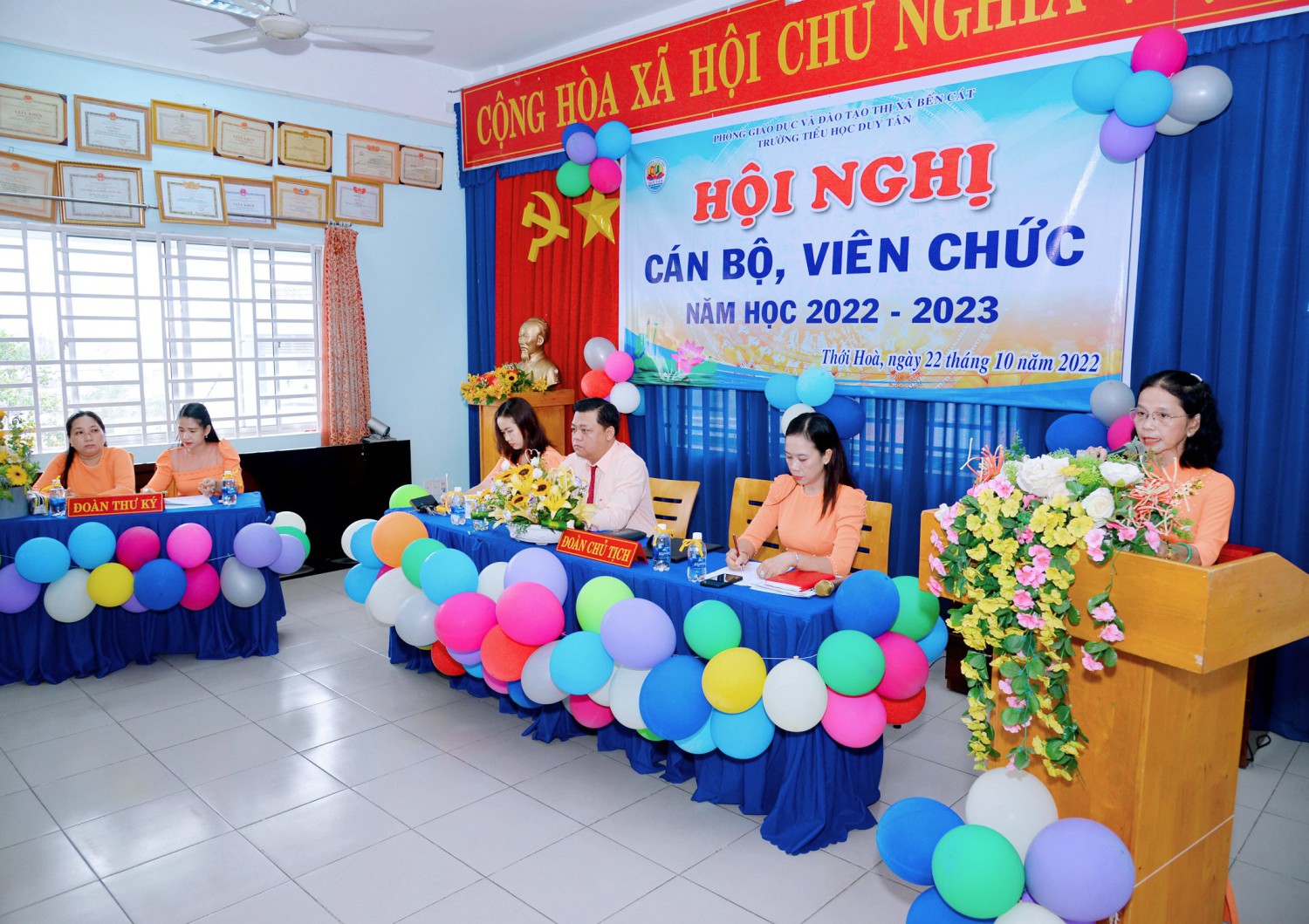 Hội nghị Cán bộ, viên chức năm học 2022-2023 thành công tốt đẹp.