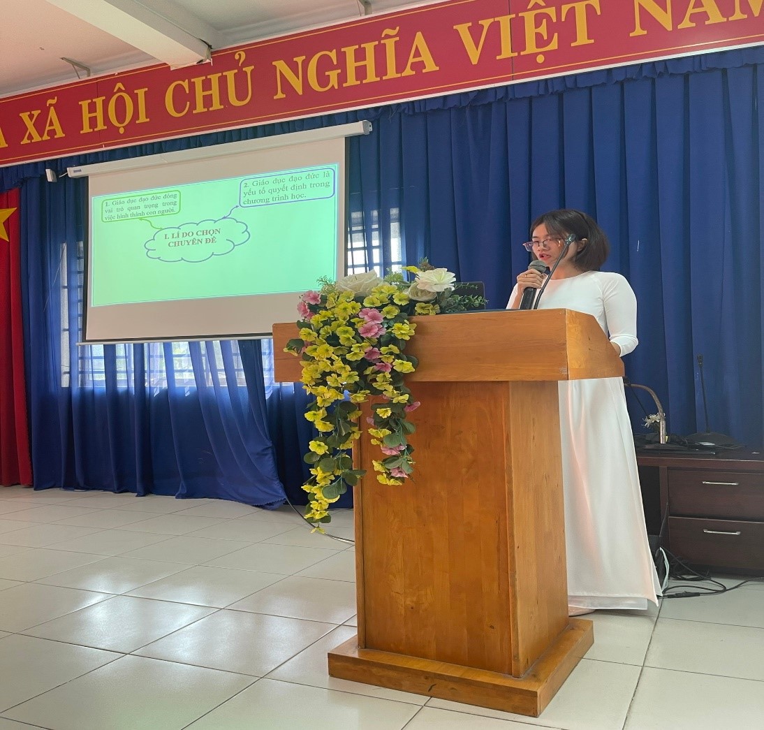 Tổ khối 2 tổ chức triển khai chuyên đề Tổ