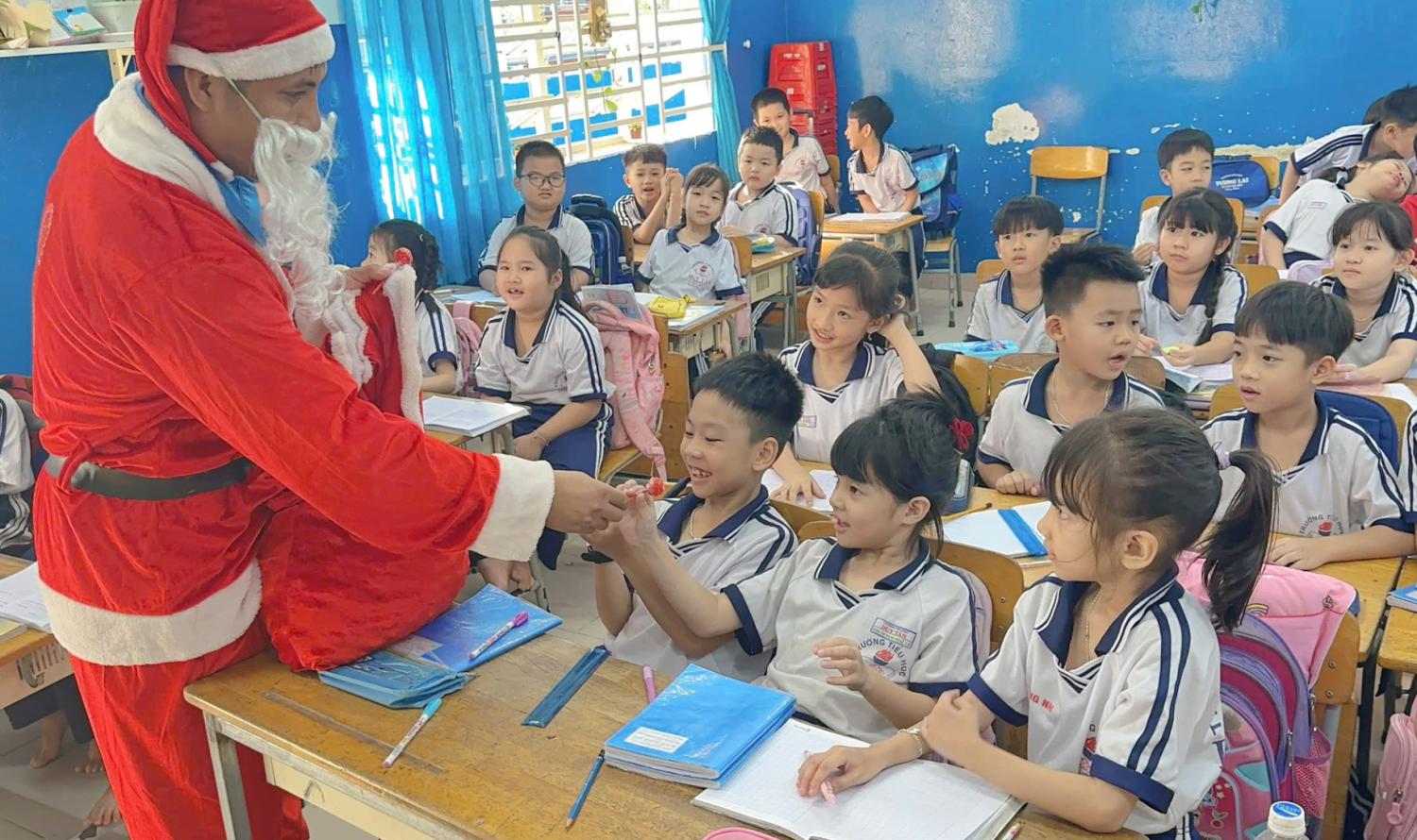 GIÁNG SINH YÊU THƯƠNG – NIỀM VUI LAN TỎA